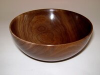 Thin Walnut Bowl2.jpg