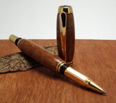 pens 018.jpg