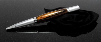 pens 016.jpg