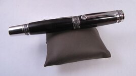 majebonyfountpen1.jpg