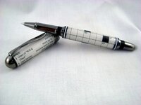 Pen 370 - 2.jpg
