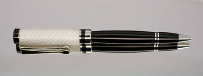Hose Pen 01.jpg