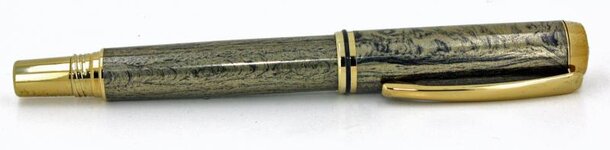 pen 013b.jpg