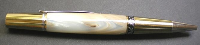 lucite 002.jpg