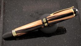 pens 010.jpg