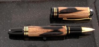 pens 013.jpg