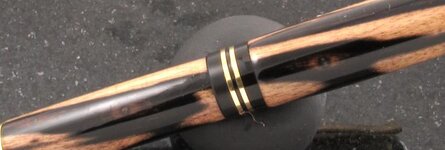 pens 016.jpg