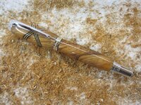 Jr. Gent Rhod Rimu-Celtic knot 05.JPG