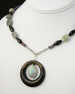 pendant_blackwood_labradorite_2436.jpg