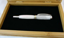 pen in box 02.jpg