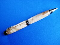 Pen 025.jpg
