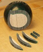 Bowling ball 1.jpg