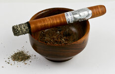 Cigar Illusion TSilver-2610.jpg