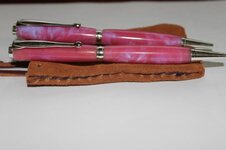 PINK CROSS PENS01.jpg