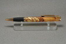 R1157w.JPG