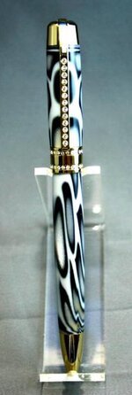 pens 001.jpg