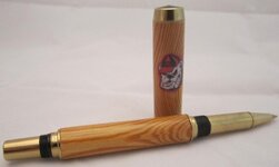bulldog pen (3).JPG