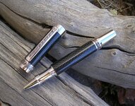 RomanHarvest Rollerball:carbonfiber:Rhod:BlkTi-a.jpg