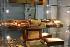 Display cabinet.jpg