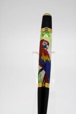 Red-Macaw.jpg