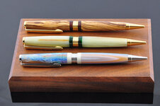 3Streamlines_0001-small.jpg