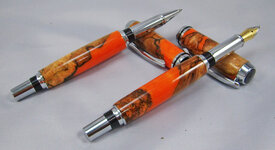 flouro orange gall1.jpg