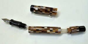 Custom Copper-Brown Mosaic Bulb Filler 028 (640x321).jpg