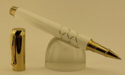 4WhiteScallopsO.jpg