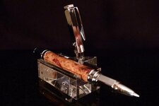 Vertex (Eucalyptus burl).jpg