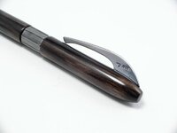 p1438-main.jpg