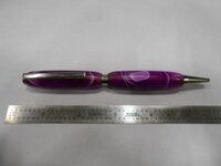 Pen 001.jpg