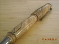 spalted maple chess pen3.JPG
