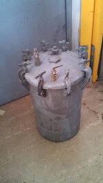 paint tank.jpg