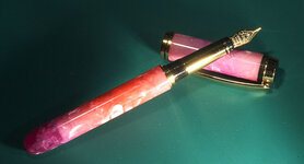 2013-05-15 Cathys Pen 800.jpg