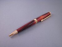 Pen 003.jpg