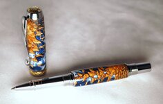 blue pine cone_800x510.JPG