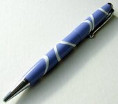 DSCF3837 pen blue and white.JPG DSCF3837 pen blue and white.JPG