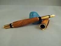 jr gentleman fountain yew.JPG