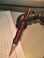 Pen R.jpg