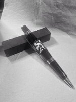 Pen U.jpg