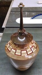 segmented vase.jpg segmented vase.jpg