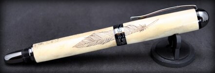 R1825.jpg