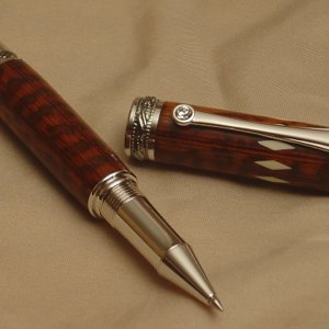 another crackless snakewood with ivory diamonds