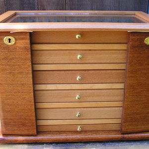 Pen chest