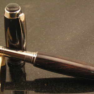 Title Ti Jr. Gent in Ebony