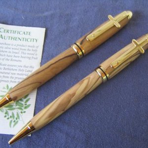 Bethlehem Olive Wood Designer set with cross clips