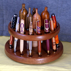 Pen/bottle stopper display