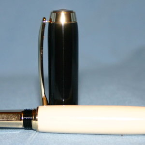 Alternate Ivory & Tuxedo Black Baron