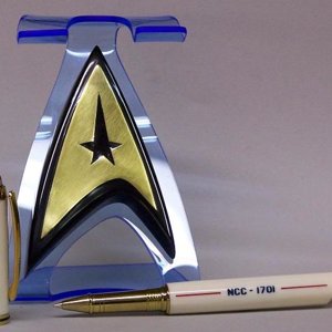 Star Trek themed pen and stand