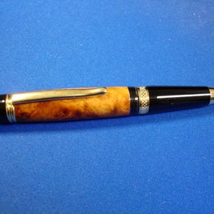 Sierra Pen.  Gold plating.  Ambonya Burl with Alu and Ebony accent
